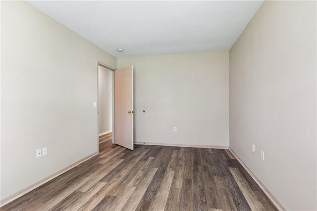 11316 S Pflumm Road, Lenexa, KS 66215