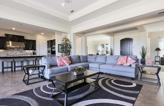 81600 Macbeth Street, La Quinta, CA 92253