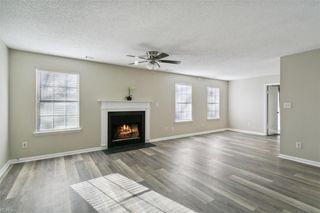 213 Quarter Trl Apt F, Newport News, VA 23608