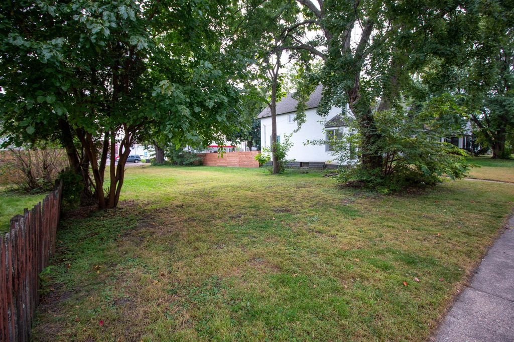 2639 Jackson Street NE, Minneapolis, MN 55418