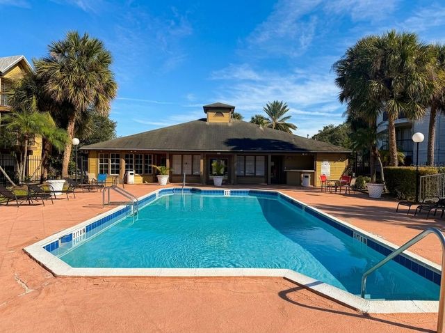 1948 LAKE ATRIUMS CIRCLE 113, Orlando, FL 32839