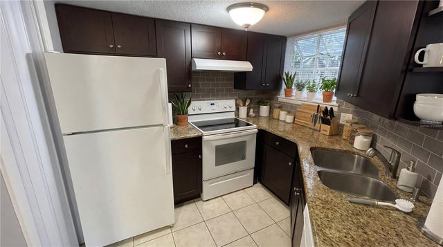 1948 LAKE ATRIUMS CIRCLE 113, Orlando, FL 32839