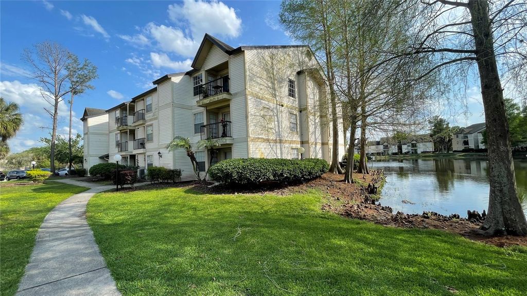 1948 LAKE ATRIUMS CIRCLE 113, Orlando, FL 32839