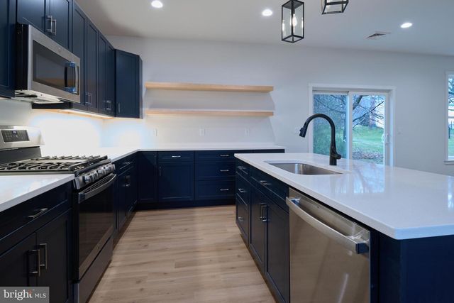 105 BLUESTEM CIR, Centre Hall, PA 16828