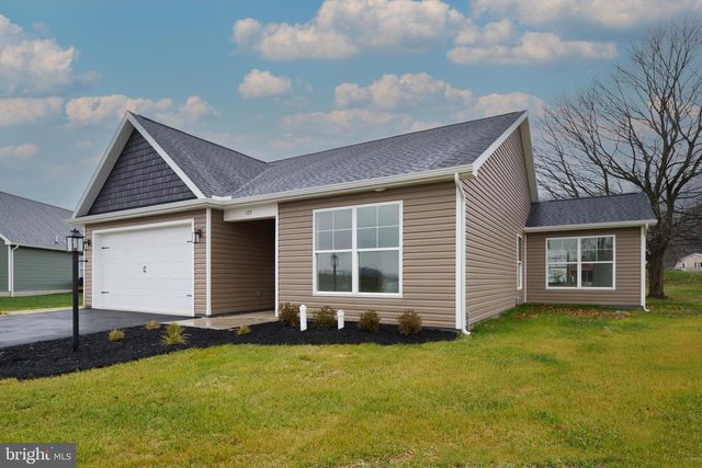 105 BLUESTEM CIR, Centre Hall, PA 16828