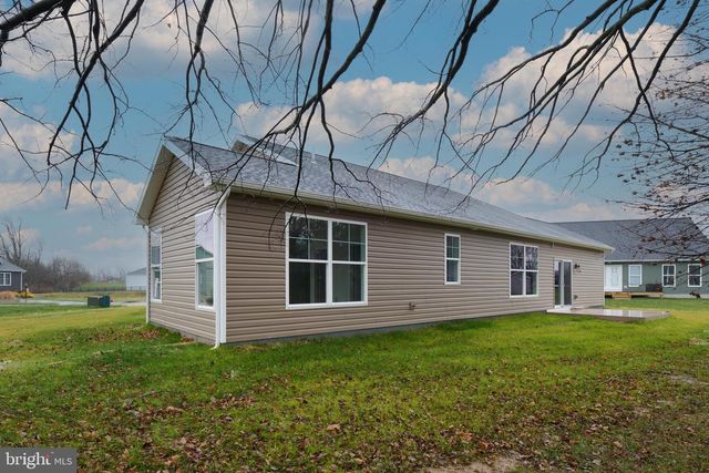 105 BLUESTEM CIR, Centre Hall, PA 16828