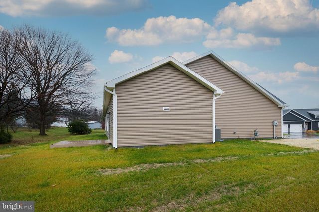 105 BLUESTEM CIR, Centre Hall, PA 16828