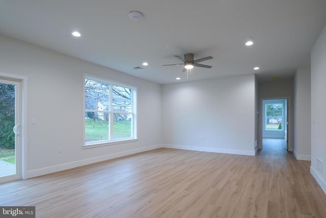 105 BLUESTEM CIR, Centre Hall, PA 16828