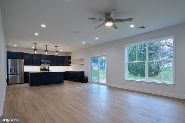 105 BLUESTEM CIR, Centre Hall, PA 16828