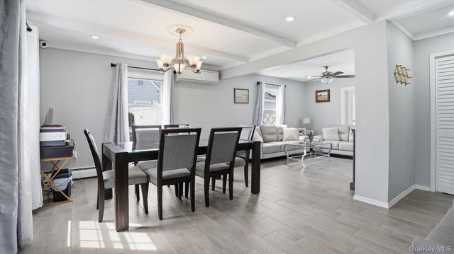 13 Peachtree Lane, Levittown, NY 11756