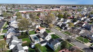 13 Peachtree Lane, Levittown, NY 11756