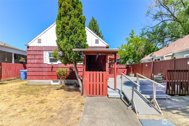 4106 N 14th Street, Tacoma, WA 98406