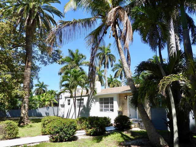 715 Hollywood Boulevard, Hollywood, FL 33019