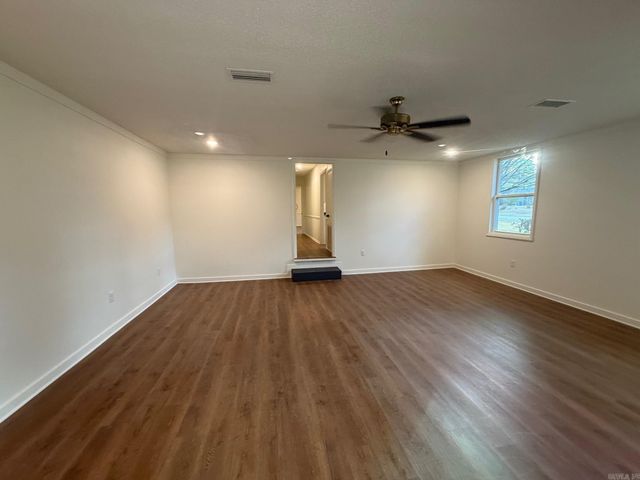 10901 Lorie Lane, Mabelvale, AR 72103