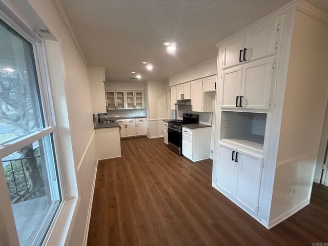 10901 Lorie Lane, Mabelvale, AR 72103