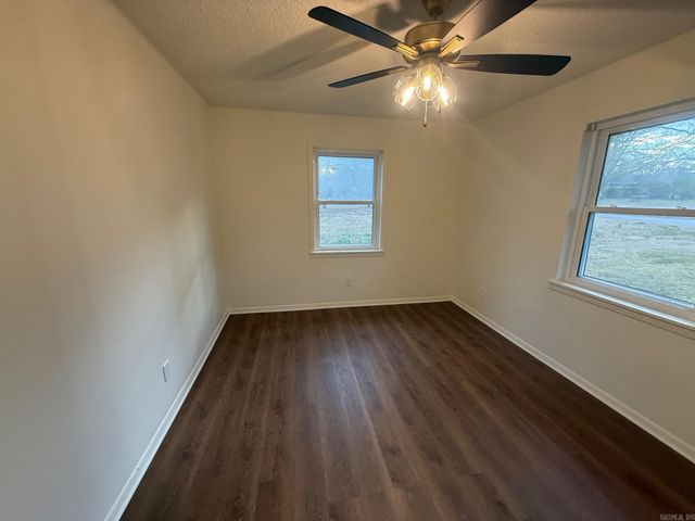 10901 Lorie Lane, Mabelvale, AR 72103