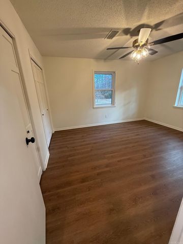 10901 Lorie Lane, Mabelvale, AR 72103