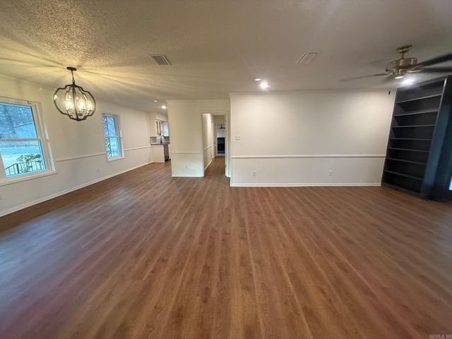 10901 Lorie Lane, Mabelvale, AR 72103