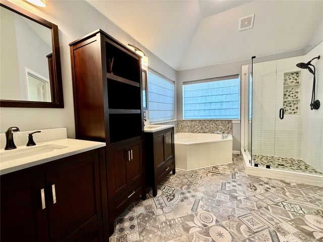1632 Castle Pines Drive, Frisco, TX 75036