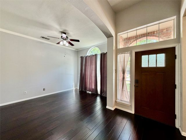 1632 Castle Pines Drive, Frisco, TX 75036