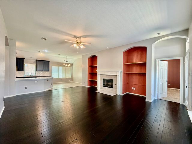 1632 Castle Pines Drive, Frisco, TX 75036