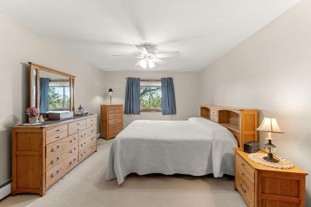 1800 Hiawatha Court NE, Rochester, MN 55906