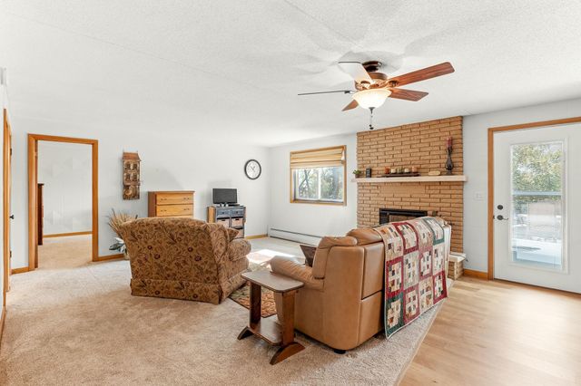 1800 Hiawatha Court NE, Rochester, MN 55906