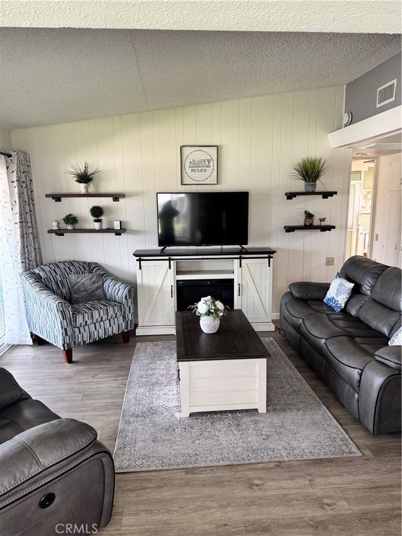 Image 13 of property listing at 1075 Brookline Rd #220A M-9, Seal Beach, CA 90740