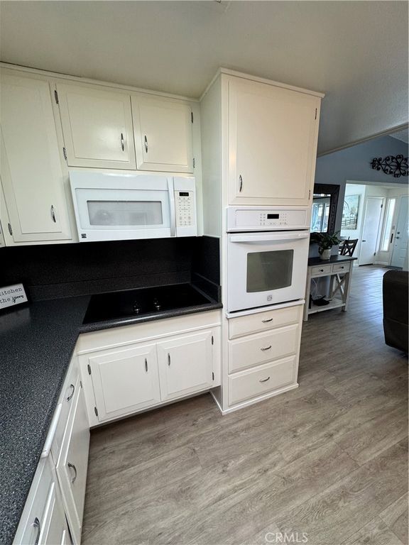 Image 23 of property listing at 1075 Brookline Rd #220A M-9, Seal Beach, CA 90740