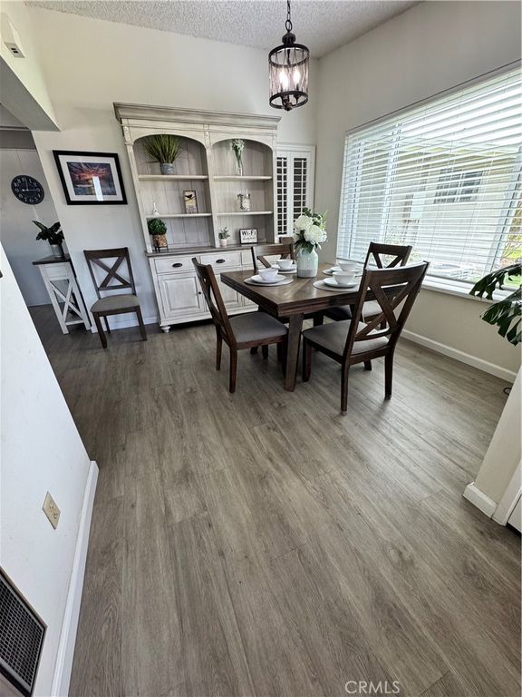 Image 4 of property listing at 1075 Brookline Rd #220A M-9, Seal Beach, CA 90740