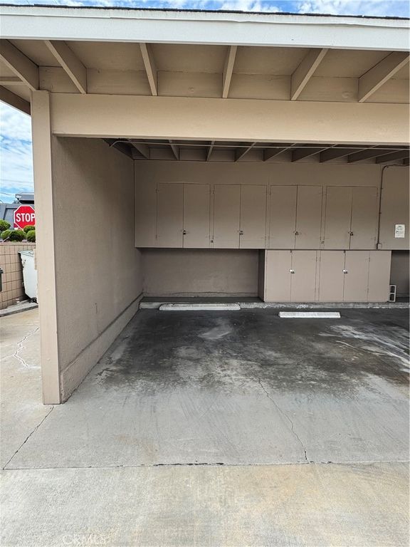 Image 43 of property listing at 1075 Brookline Rd #220A M-9, Seal Beach, CA 90740
