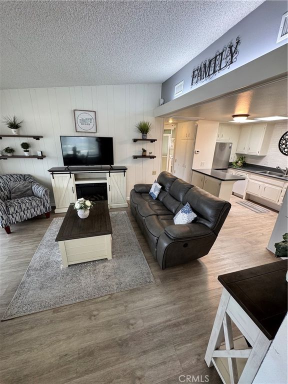 Image 9 of property listing at 1075 Brookline Rd #220A M-9, Seal Beach, CA 90740