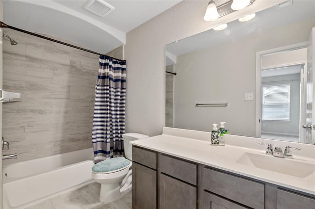 16320 Olive Sparrow Drive, Conroe, TX 77385