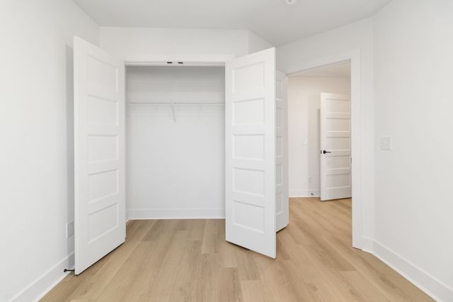 14 HOLLAND PARK WEST, Clarksville, TN 37043