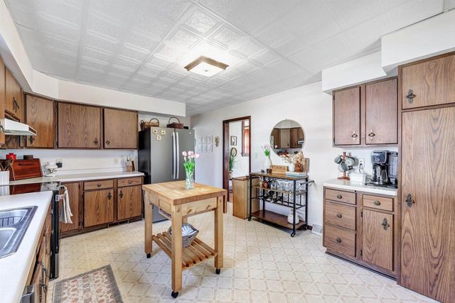 317 W THORNE STREET, Ripon, WI 54971