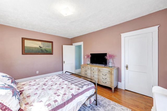 317 W THORNE STREET, Ripon, WI 54971