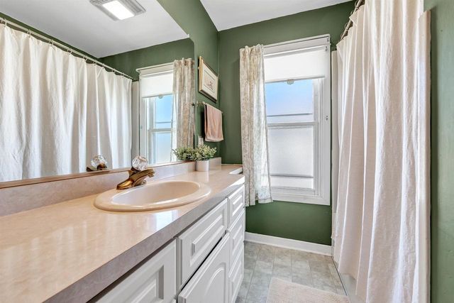317 W THORNE STREET, Ripon, WI 54971