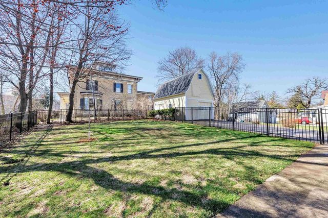 317 W THORNE STREET, Ripon, WI 54971
