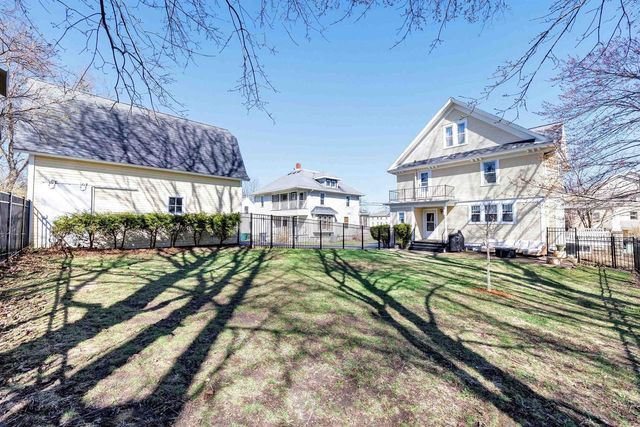 317 W THORNE STREET, Ripon, WI 54971