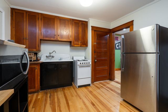359 Central St Ste 3, Franklin, NH 03235