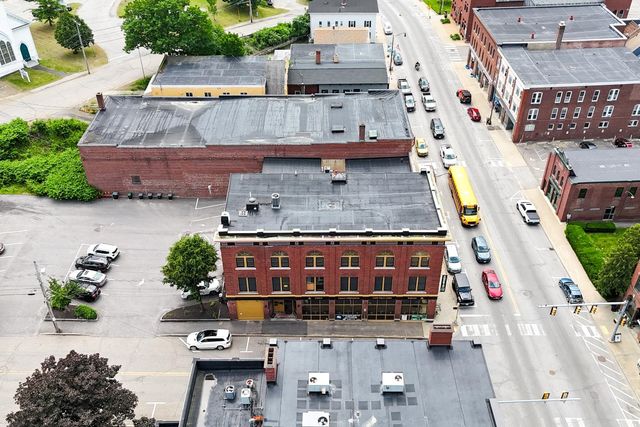 359 Central St Ste 3, Franklin, NH 03235