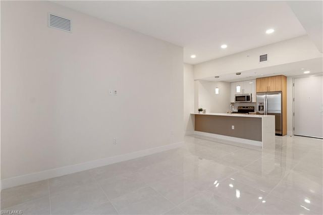 26600 Rosewood Pointe DR B-101, Bonita Springs, FL 34135