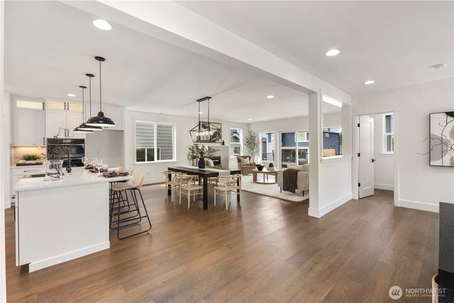 4132 220th Place SE, Bothell, WA 98021