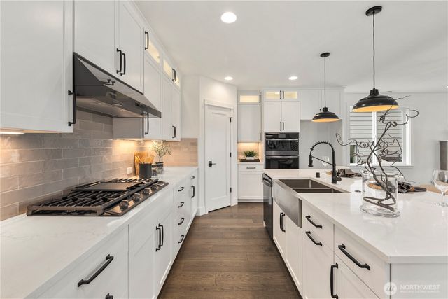 4132 220th Place SE, Bothell, WA 98021