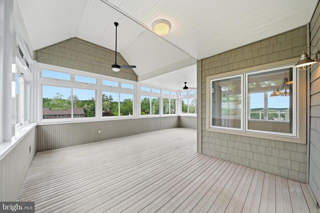 160 CLIFFVIEW DR, North East, MD 21901