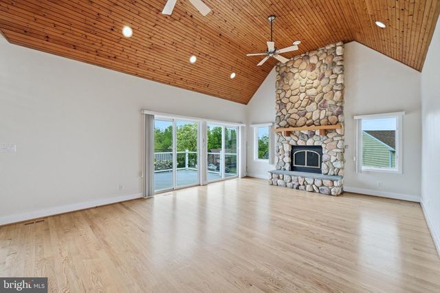 160 CLIFFVIEW DR, North East, MD 21901