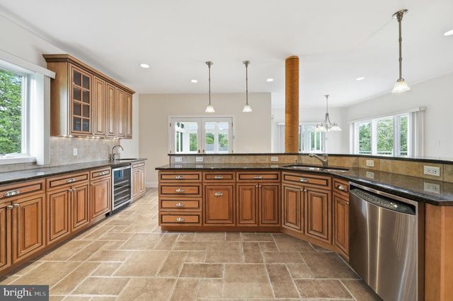 160 CLIFFVIEW DR, North East, MD 21901