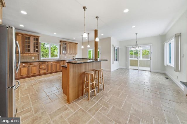 160 CLIFFVIEW DR, North East, MD 21901
