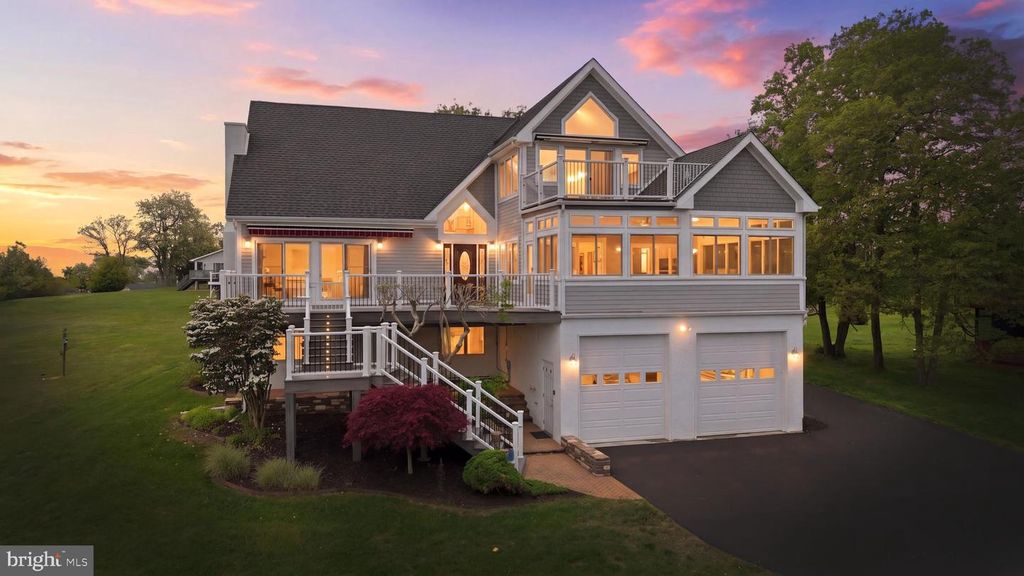 Image 3 of property listing at 160 CLIFFVIEW DR, North East, MD 21901