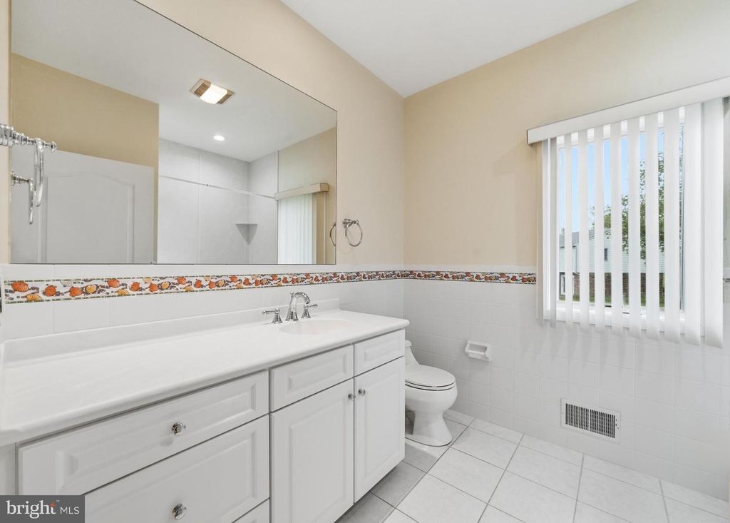 Image 36 of property listing at 160 CLIFFVIEW DR, North East, MD 21901